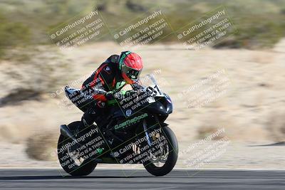 media/Dec-07-2025-CVMA (Sun) [[3e7d2de5dc]]/Race 8-Middleweight Shootout/